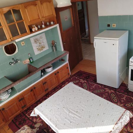 Guest House Proynovi Kalofer Luaran gambar